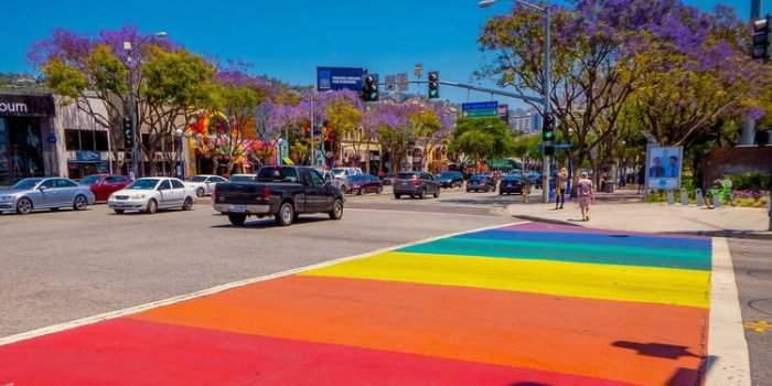 Happy Hour : Happy Pride month !